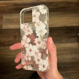 Flower iPhone 13 case